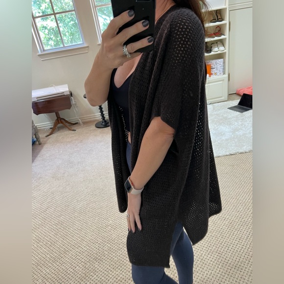 Neiman Marcus Cashmere Collection 100% Cashmere Flattering Tie Waist Cardigan - Picture 2 of 4